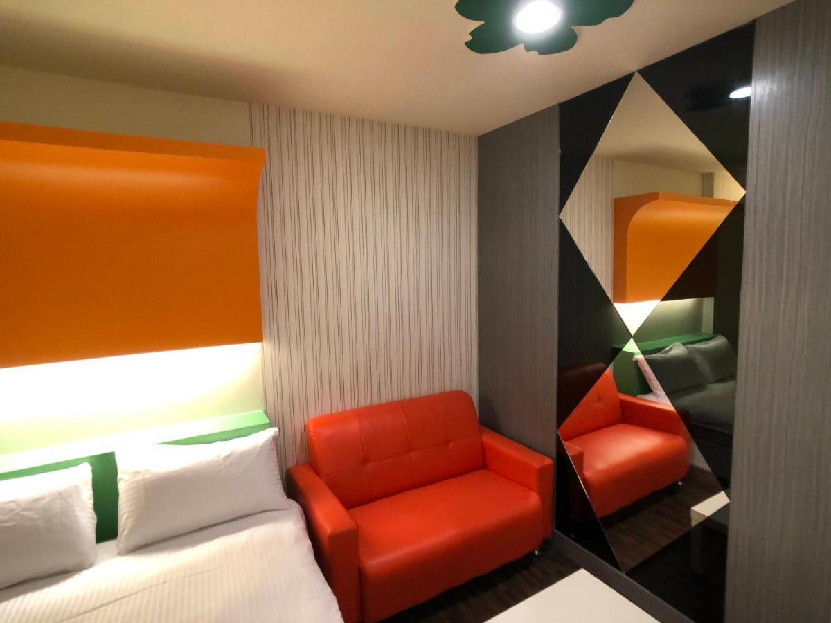 逢甲柏斯青年旅棧 Apartment Taichung Exterior photo
