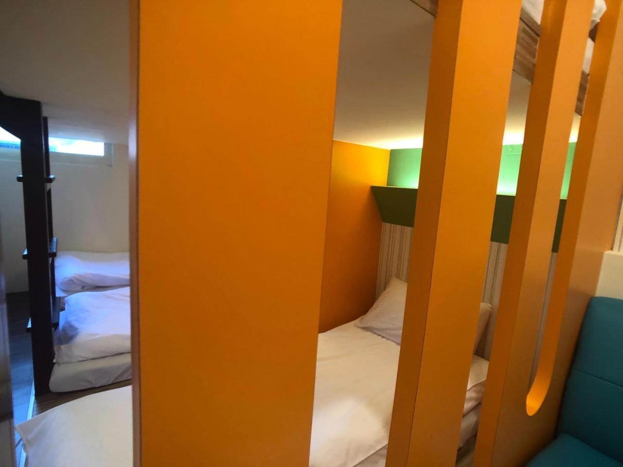 逢甲柏斯青年旅棧 Apartment Taichung Exterior photo